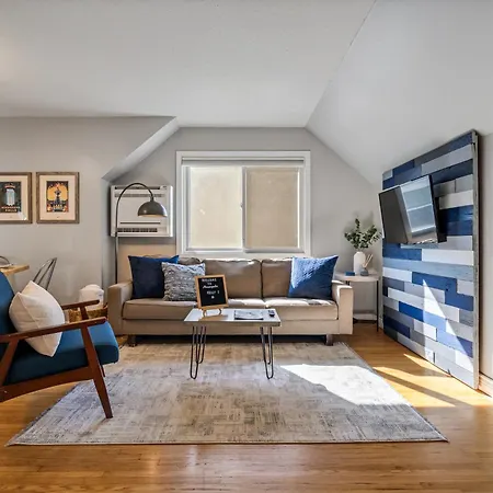 The Nicollet Nook Apartment